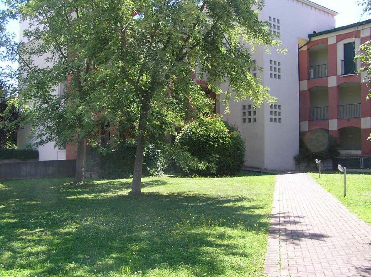Atelier Apartment Portogruaro Bagian luar foto